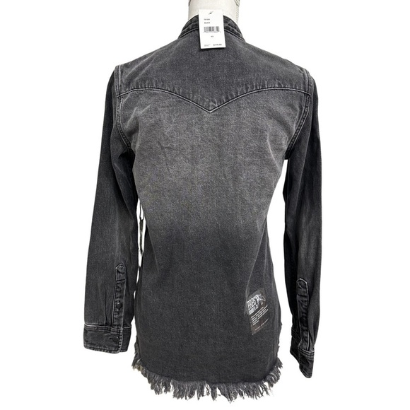 PRPS GOODS & CO Women’s Black Denim Distressed Hem Snap Button Shirt Size XSmall - Picture 5 of 5